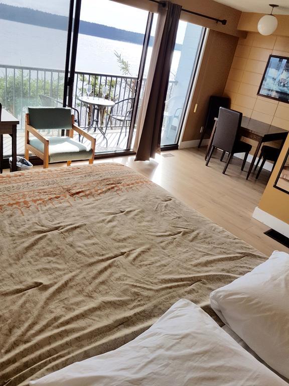 Above Tide Motel Campbell River Buitenkant foto